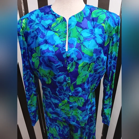 Adrianna Papell silk 2pc set - Picture 7 of 10